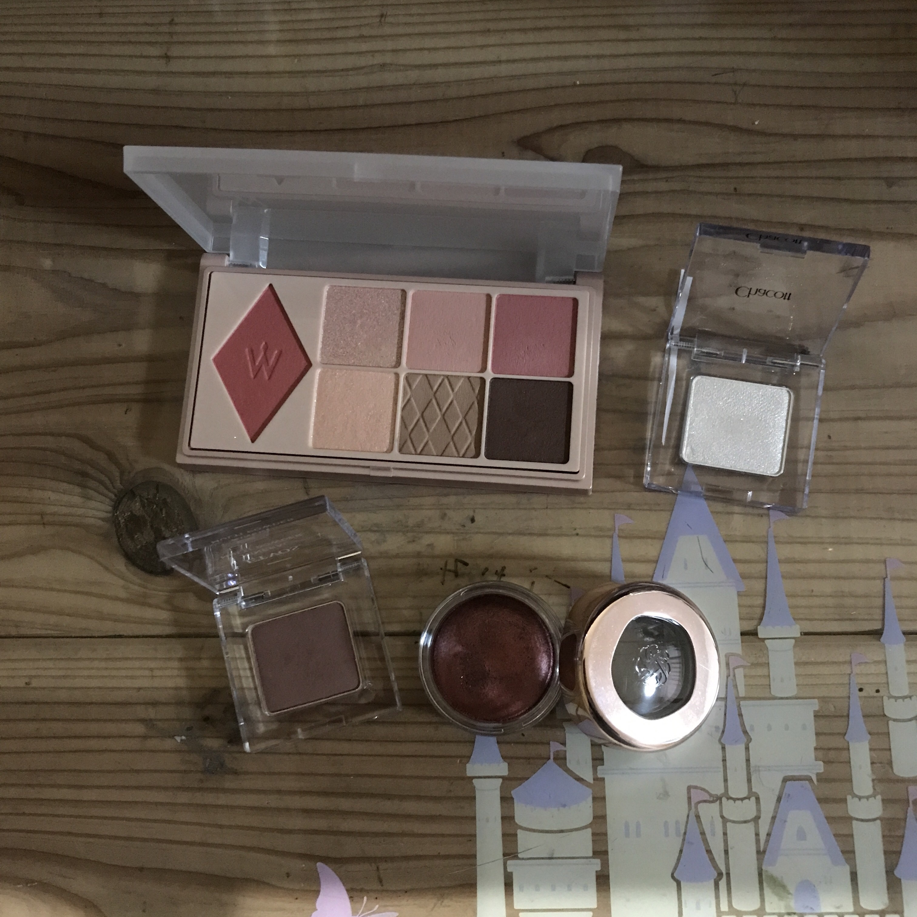 アイグロウジェム スキンシャドウ 18G burgundy gleam/DECORTÉ/ジェル・クリームアイシャドウを使ったクチコミ（1枚目）