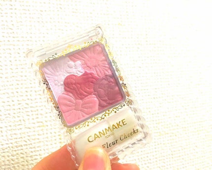 グロウフルールチークス/キャンメイク/パウダーチークを使ったクチコミ(1枚目)