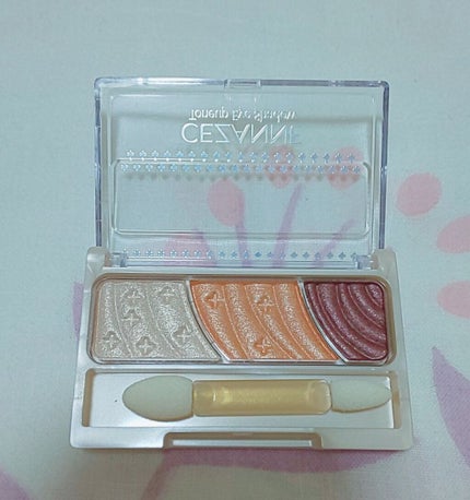 トーンアップアイシャドウ/CEZANNE/アイシャドウパレットを使ったクチコミ(2枚目)