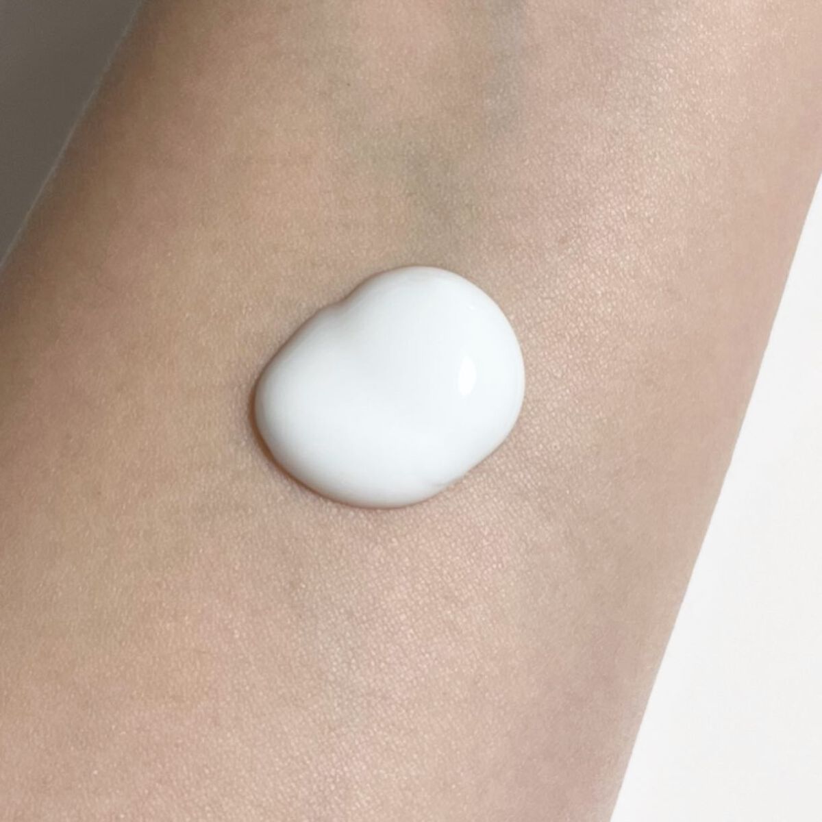  モイスチュア フェイス＆ボディローション/カルテHD/ボディローションを使ったクチコミ（2枚目）