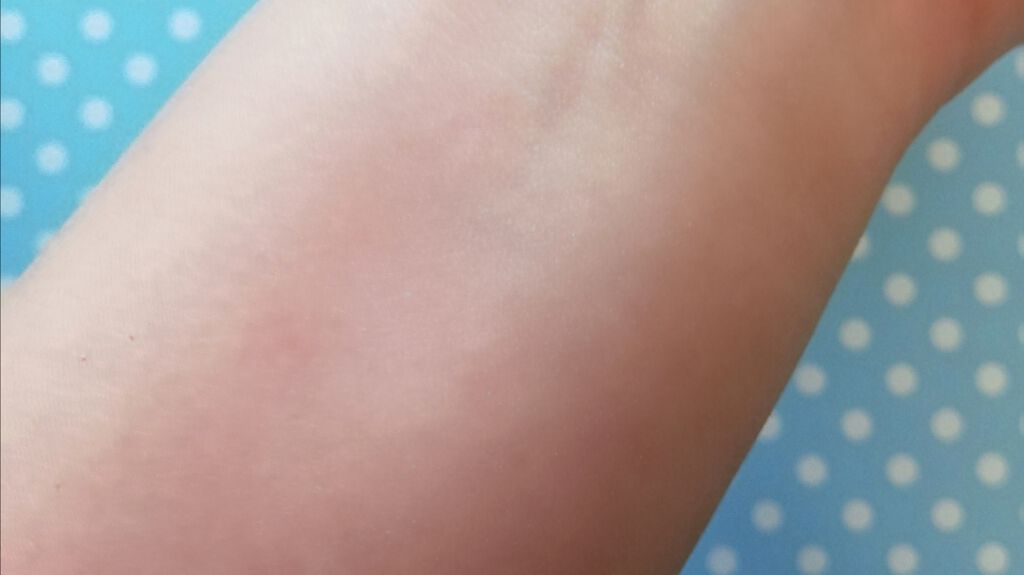 ihana WHITE スキンケアVCスノーパウダー/IHANA/ルースパウダーを使ったクチコミ(4枚目)