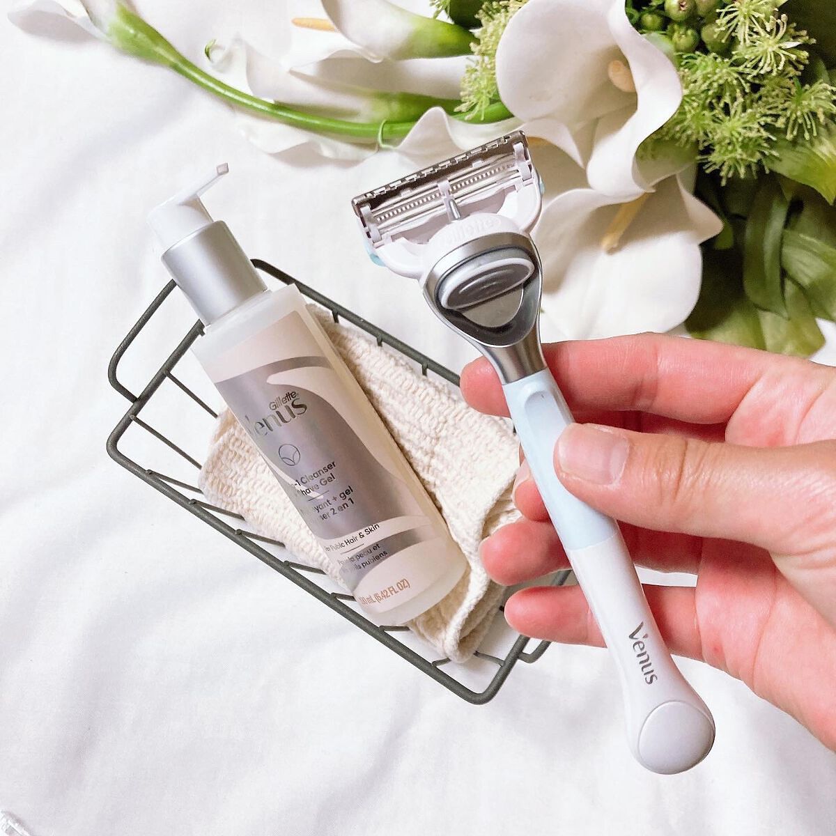 ヴィーナス VIO ヘア&スキン カミソリ/Gillette Venus/シェーバーを使ったクチコミ(2枚目)