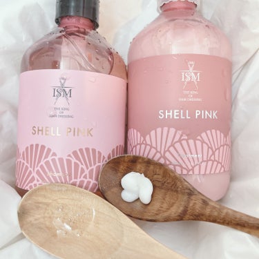 ISM SHELL PINK シャンプー／トリートメントのクチコミ「まるで香水シャンプー🥰💕

ISM
SHELL PINK 
シャンプー
トリートメント
お試し.....」（3枚目）