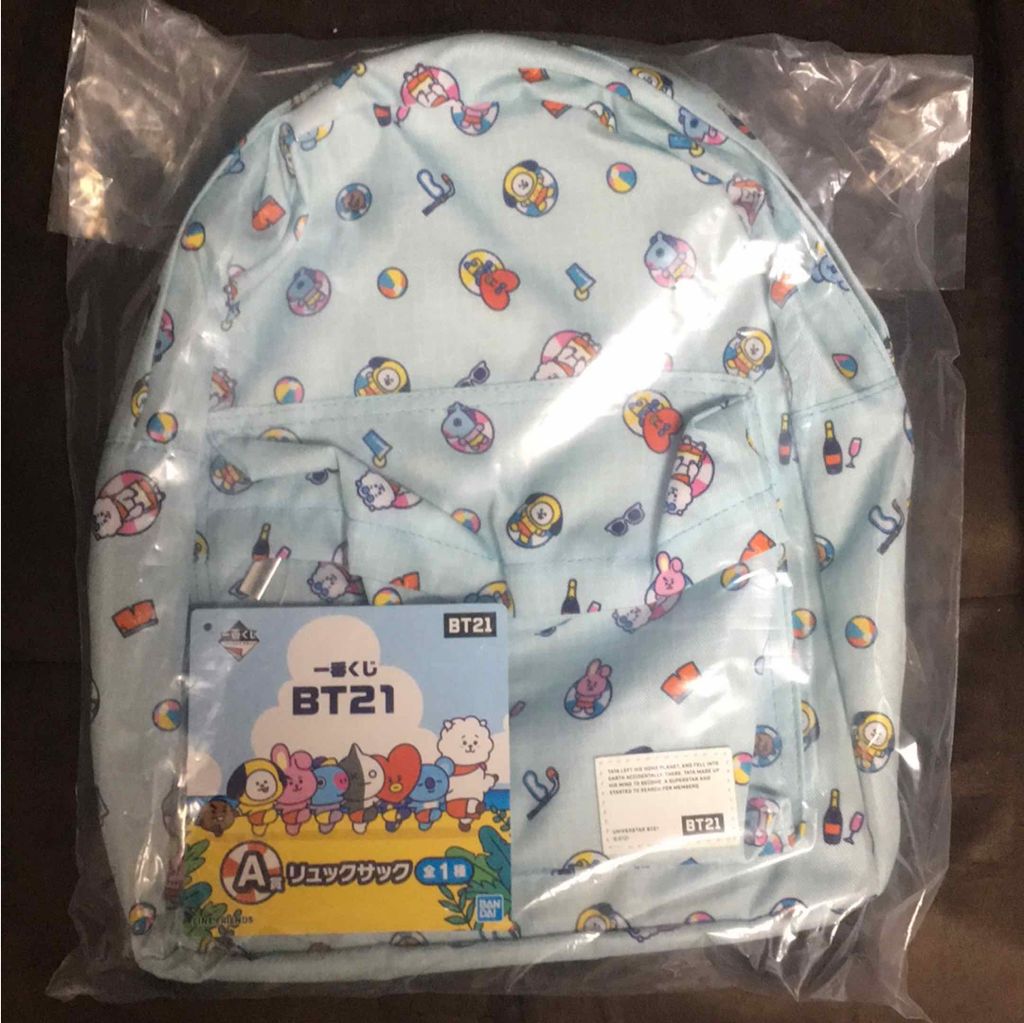 あきき on LIPS 「ファミマのBT21の一番くじで、A賞のリュックが当たりました!..」(1枚目)