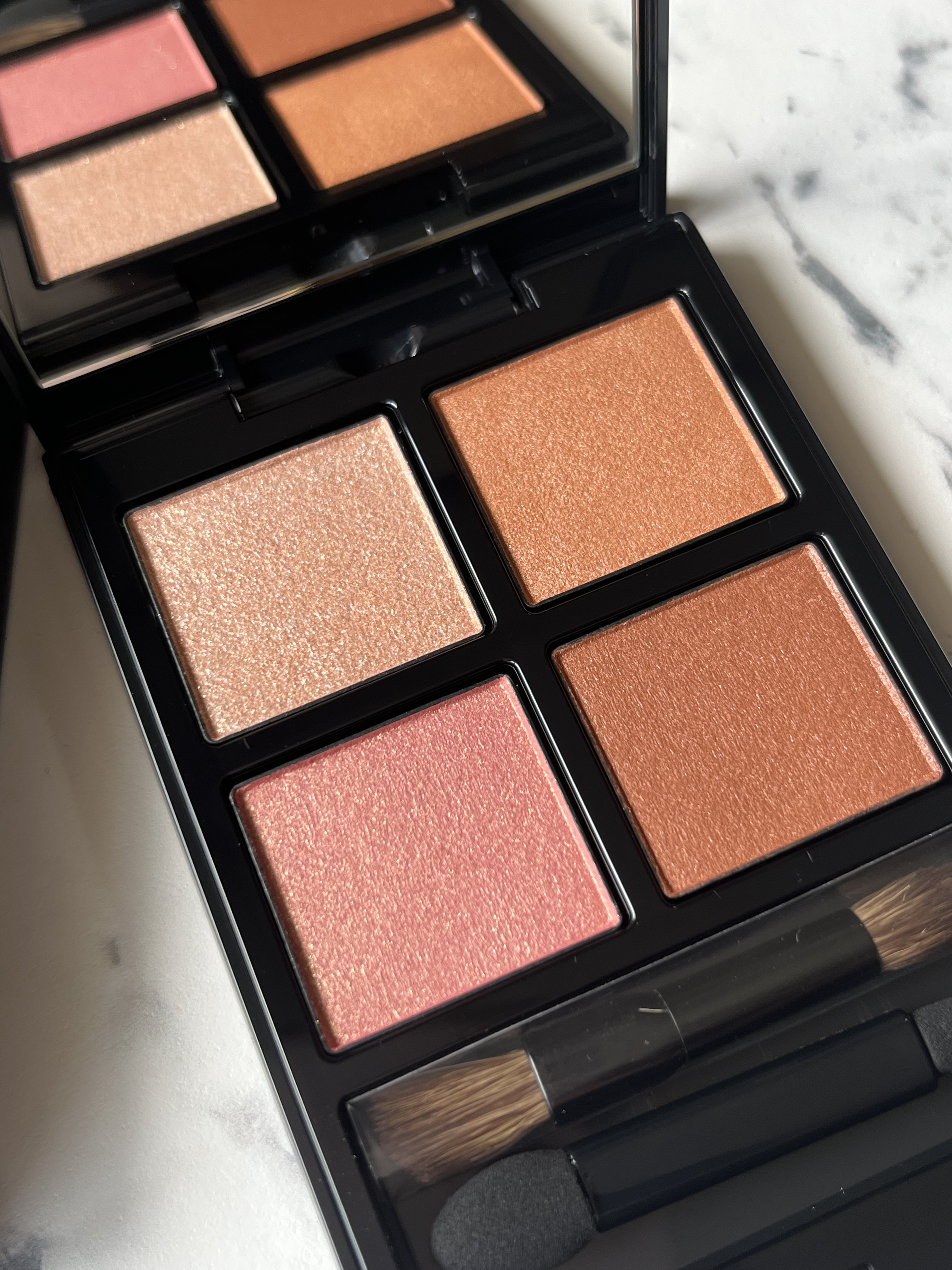 アディクション　ザ アイシャドウ パレット 003 Marriage Vow/ADDICTION/アイシャドウパレットを使ったクチコミ（3枚目）