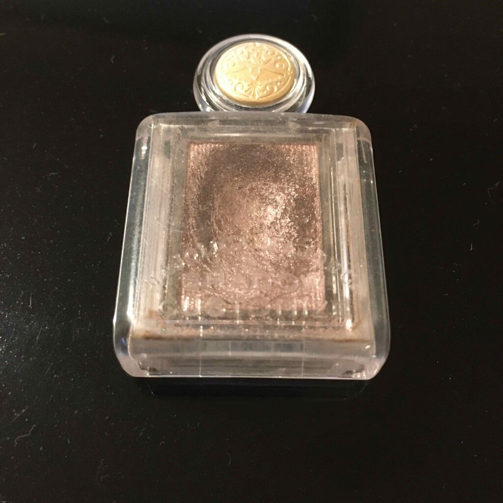 シャドーカスタマイズ/MAJOLICA MAJORCA/単色アイシャドウを使ったクチコミ（1枚目）