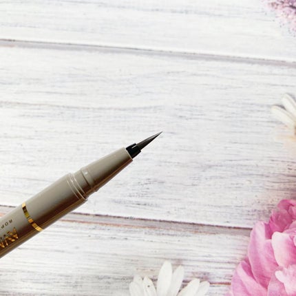 アヴァンセ ジョリ・エ ジョリ・エ リキッドアイライナー/アヴァンセ/リキッドアイライナーを使ったクチコミ(3枚目)