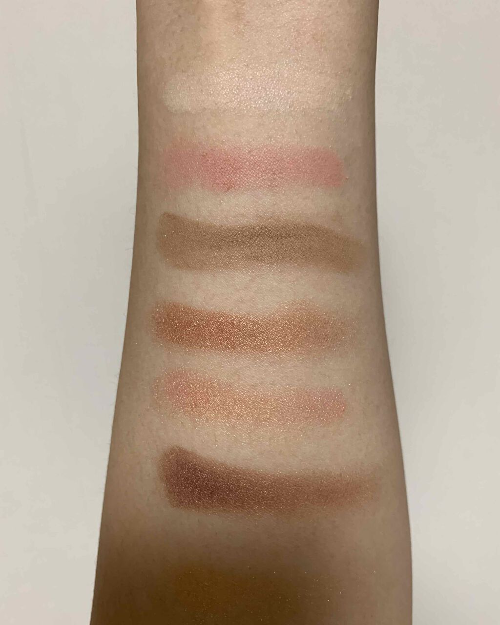 バレンタインボックス/VAVI MELLO/アイシャドウパレットを使ったクチコミ(4枚目)