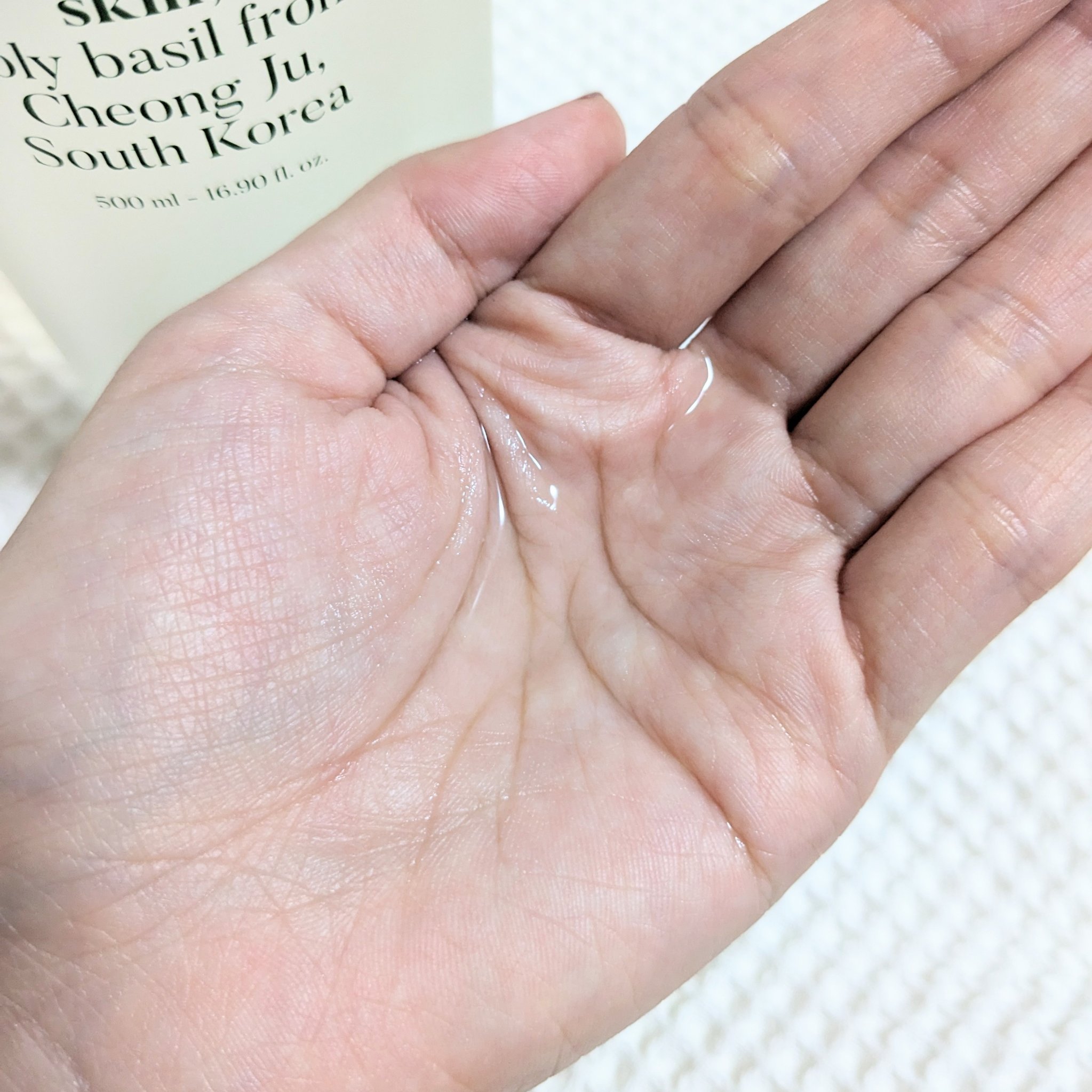 ホーリーバジルスキンコントローラー/FLOUN/化粧水を使ったクチコミ（3枚目）