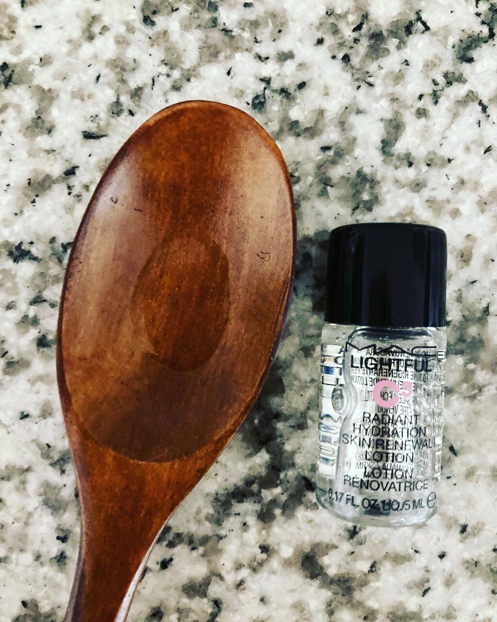 ライトフル C3 ラディアント ハイドレーション スキンローション/M・A・C/化粧水を使ったクチコミ(3枚目)