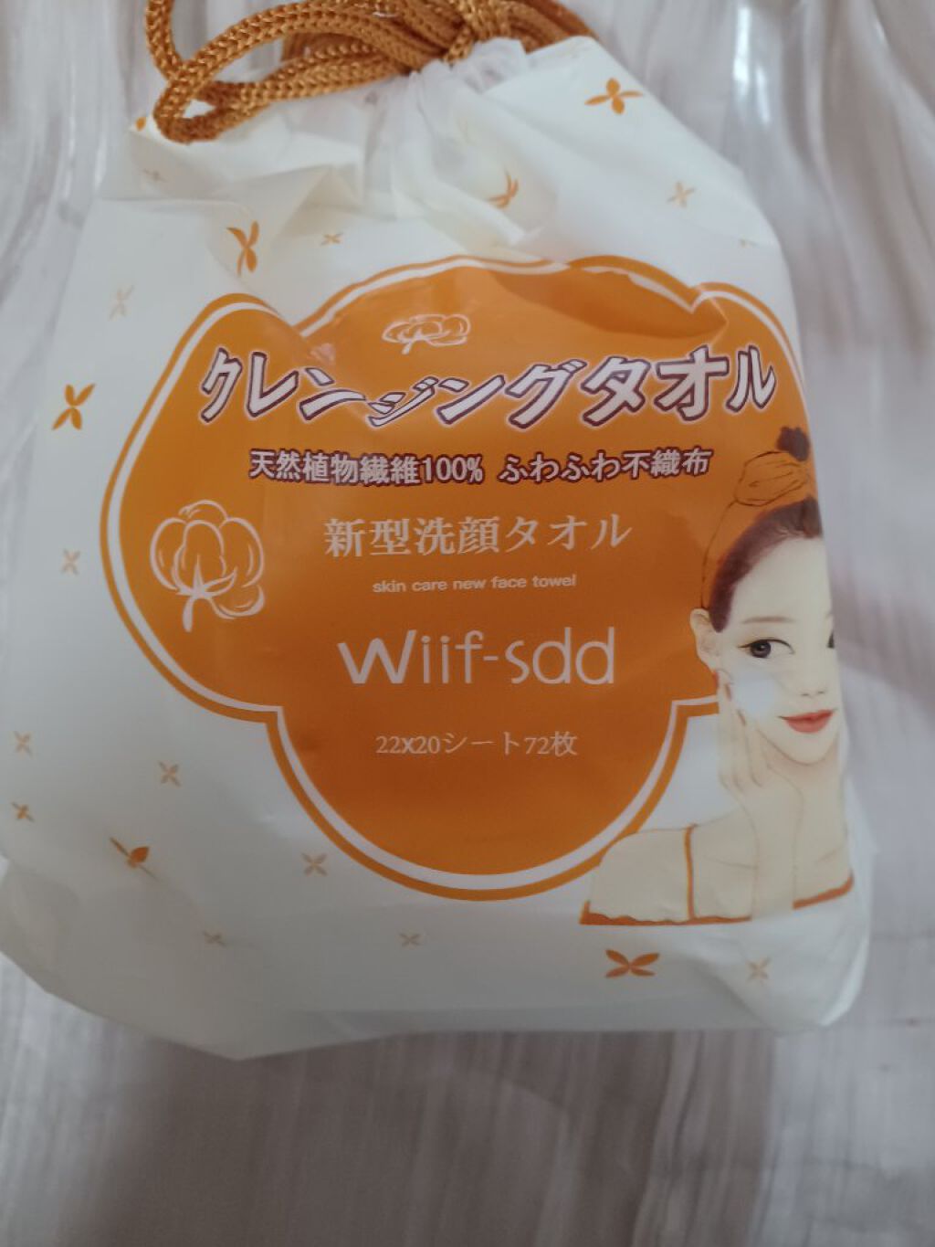 皆様いつも、いいね、フォロー、クリップ、コメントありがとうございます٩(*´︶`*)۶҉♡

#wiif-sdd クレンジングタオル

天然素材で、出来たお肌に優しいタオル綿100％

メイクをした時はクレンジングで馴染ませ、このタオルを
