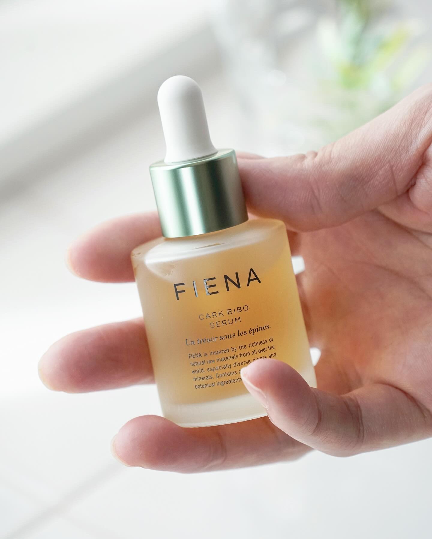 カークビボーセラム/FIENA/美容液を使ったクチコミ（3枚目）
