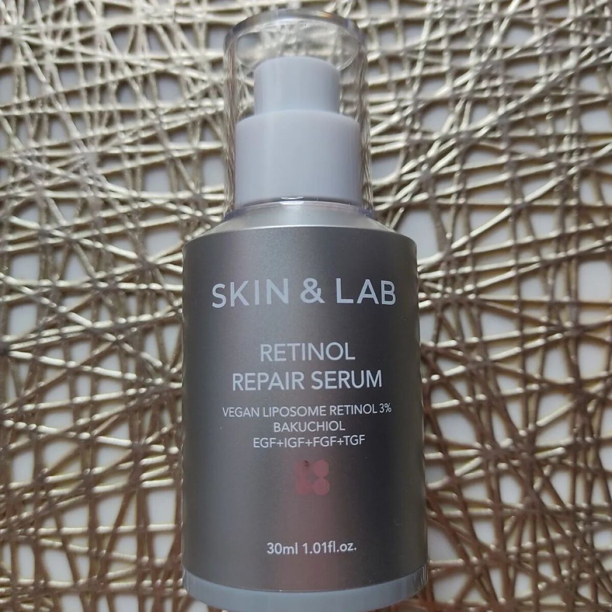 ヴィーガンリポソームレチノールセラム/SKIN&LAB/美容液を使ったクチコミ（2枚目）