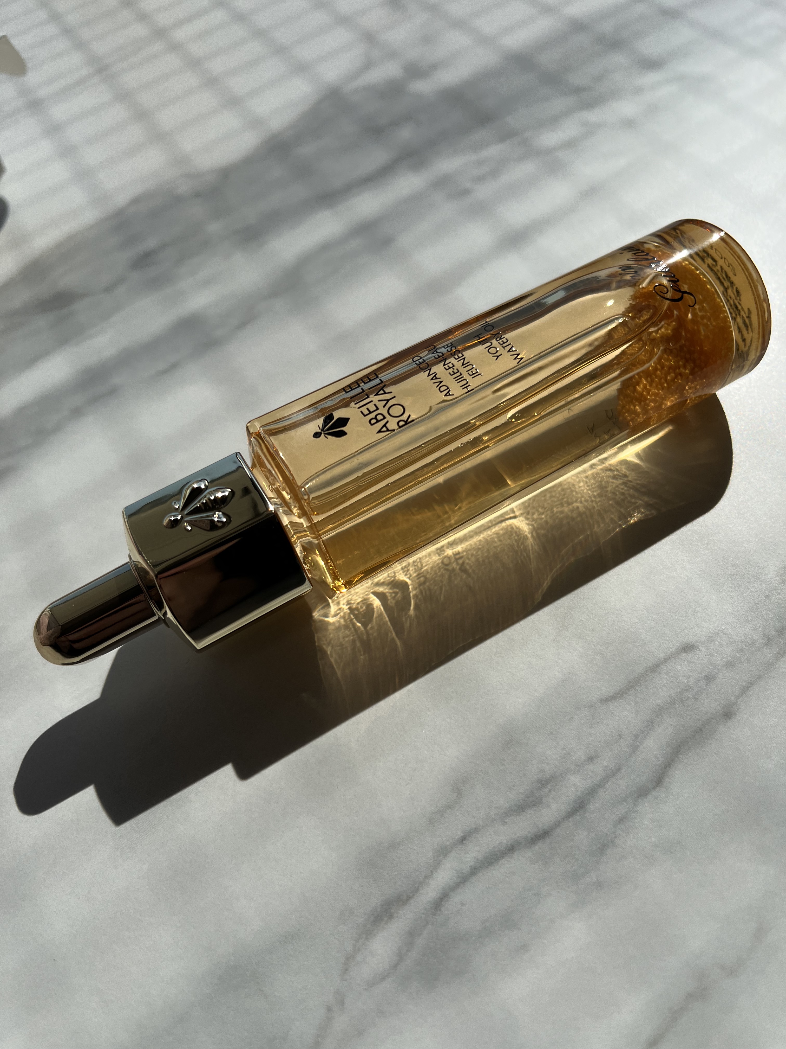 アベイユ ロイヤル アドバンスト ウォータリーオイル/GUERLAIN/美容液を使ったクチコミ（2枚目）