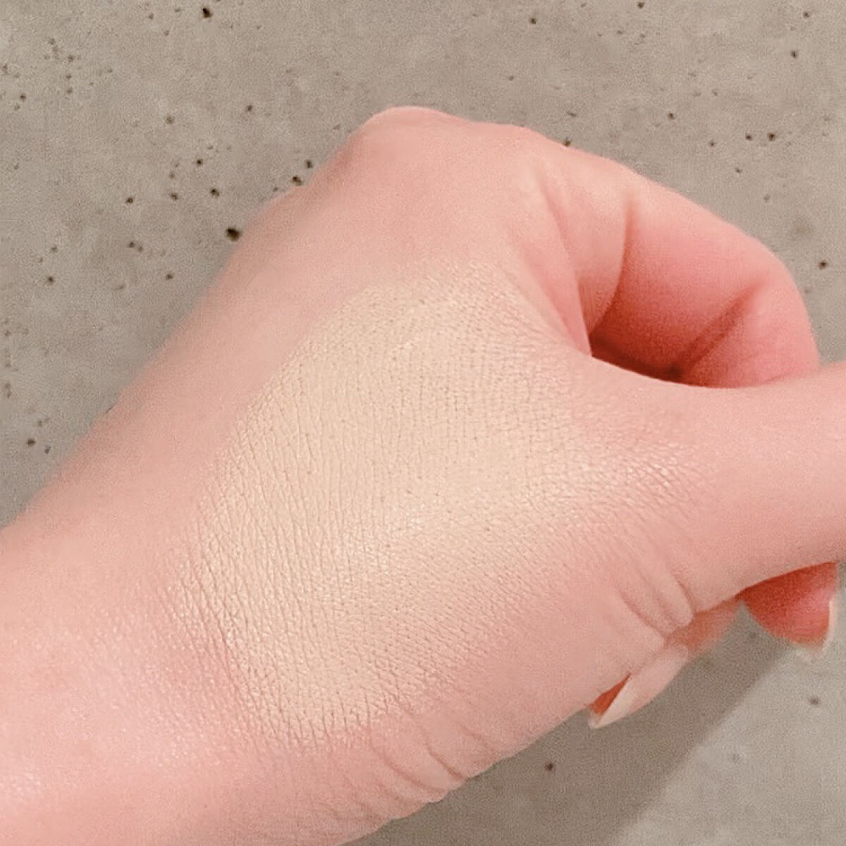 ノーセバム パウダー クッション/innisfree/クッションファンデーションを使ったクチコミ（3枚目）