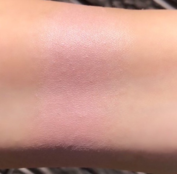 SNIDEL スキン グロウ ブラッシュ 03 Rosy Silk/SNIDEL BEAUTY/パウダーチークを使ったクチコミ（2枚目）