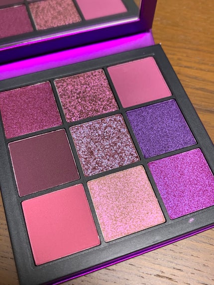 Obsessions Eyeshadow Palette/Huda Beauty/アイシャドウパレットを使ったクチコミ(2枚目)