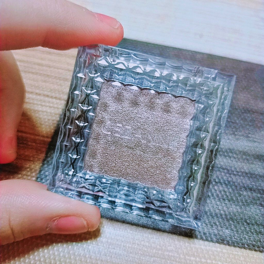 シングルカラーアイシャドウ/CEZANNE/単色アイシャドウを使ったクチコミ（1枚目）