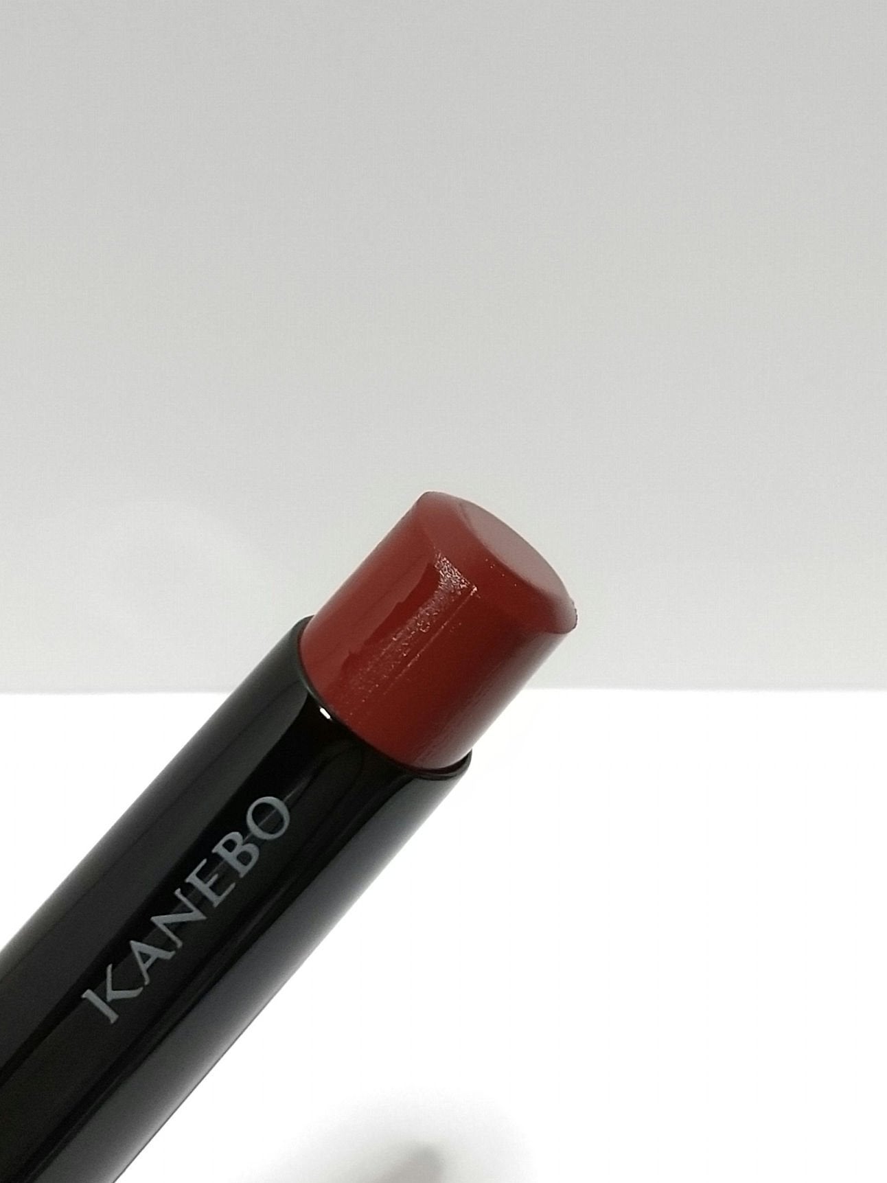 ルージュスターヴァイブラント/KANEBO/口紅を使ったクチコミ(2枚目)
