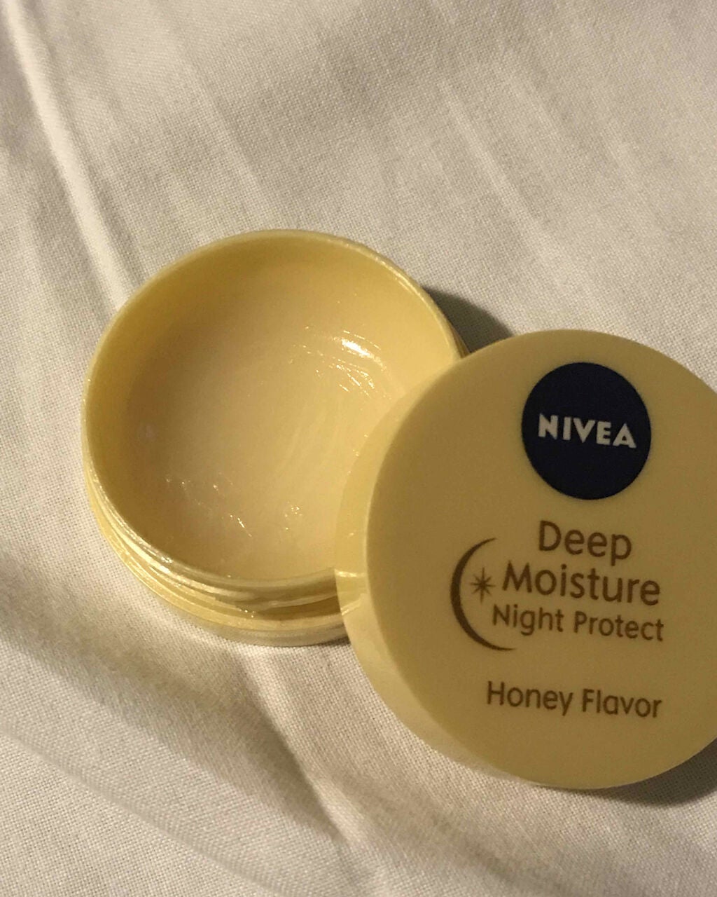 ディープモイスチャーナイトプロテクト はちみつの香り/ニベア/リップマスクを使ったクチコミ(2枚目)