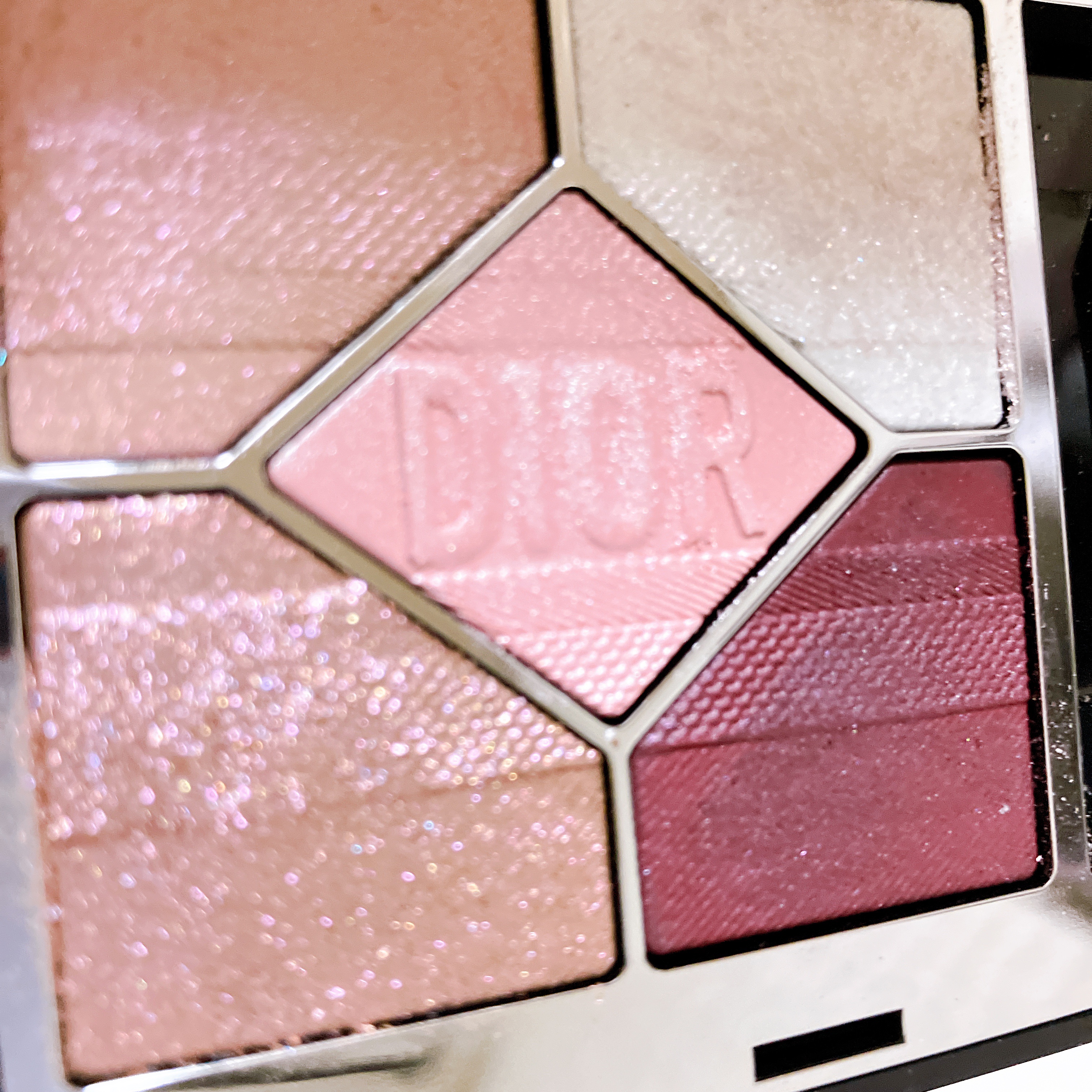 【旧】ディオールショウ サンク クルール （スプリング コレクション 2024 限定品）/Dior/アイシャドウを使ったクチコミ（2枚目）