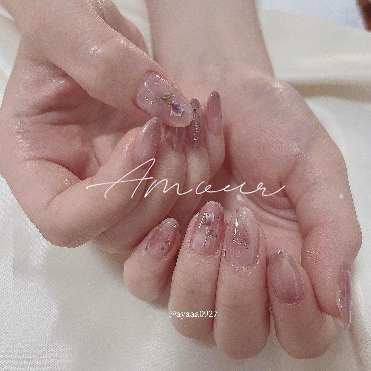 #桃ネイルのネイルデザイン