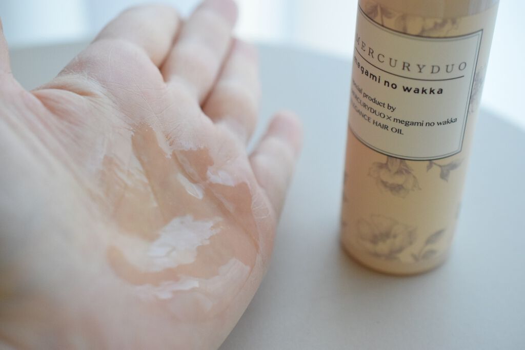 MERCURYDUO by megami no wakka ELEGANCE HAIR OIL/R&/ヘアオイルを使ったクチコミ(2枚目)