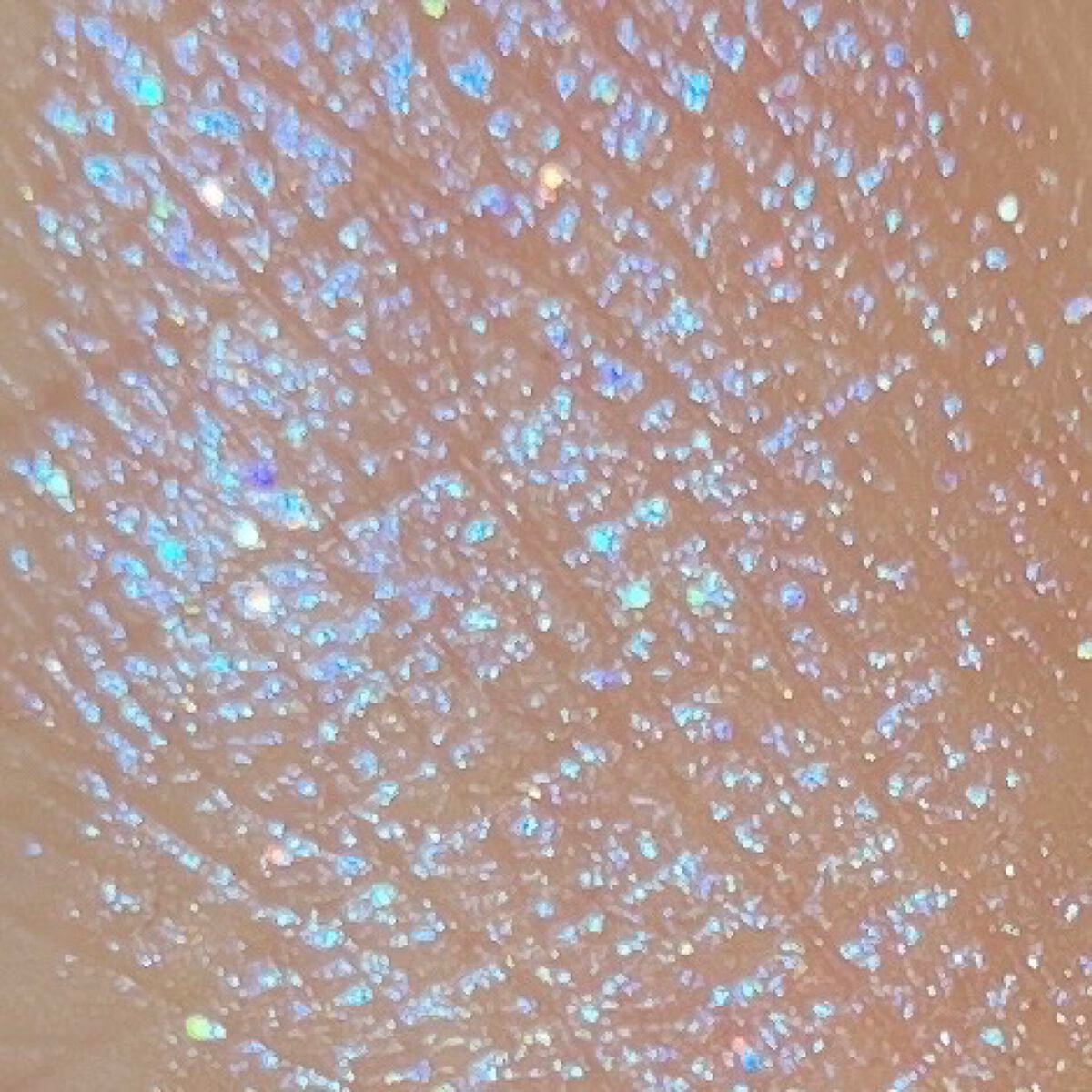 ダズルシャドウ リキッド/M・A・C/リキッドアイシャドウを使ったクチコミ(4枚目)