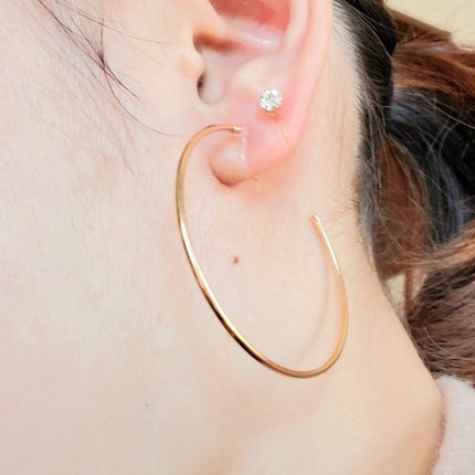 モコ🍀 on LIPS 「GUでたまたま見つけたこちら!ノンホールピアスです♡ピアスはこ..」(2枚目)