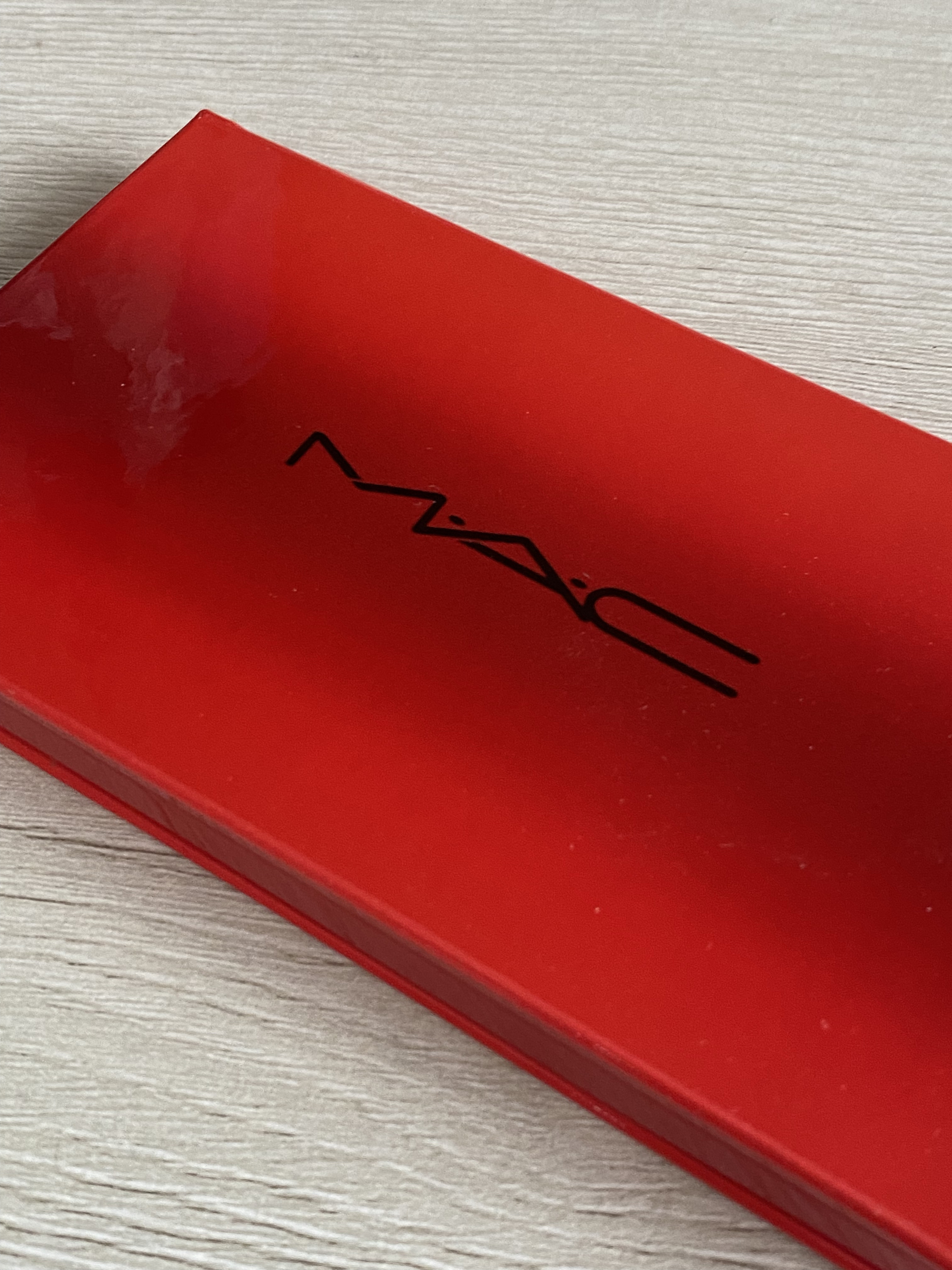 アイシャドウ × 8 イヤー オブ グラム/M・A・C/アイシャドウパレットを使ったクチコミ（2枚目）