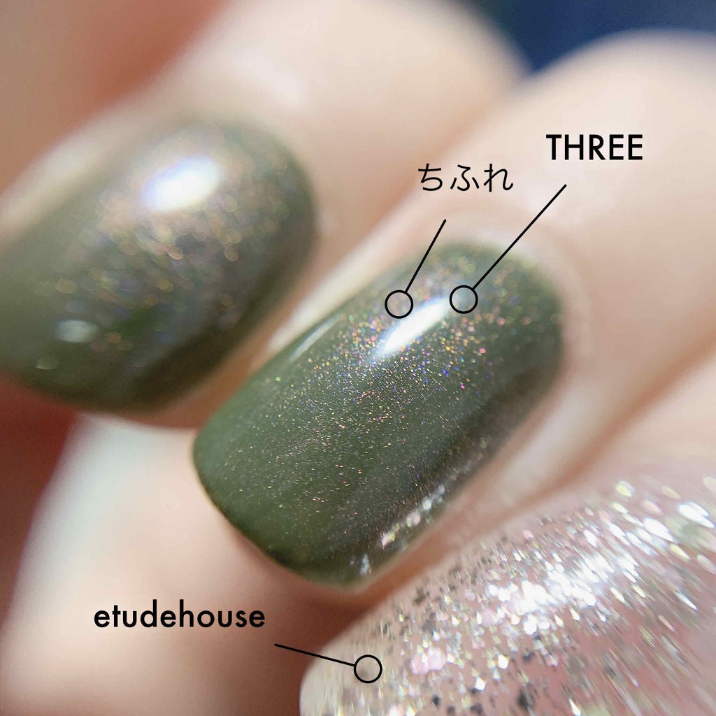 ムンユ on LIPS 「こっくりグリーンにはピンクのラメを仕込んで格上げネイルの完成💅..」(2枚目)