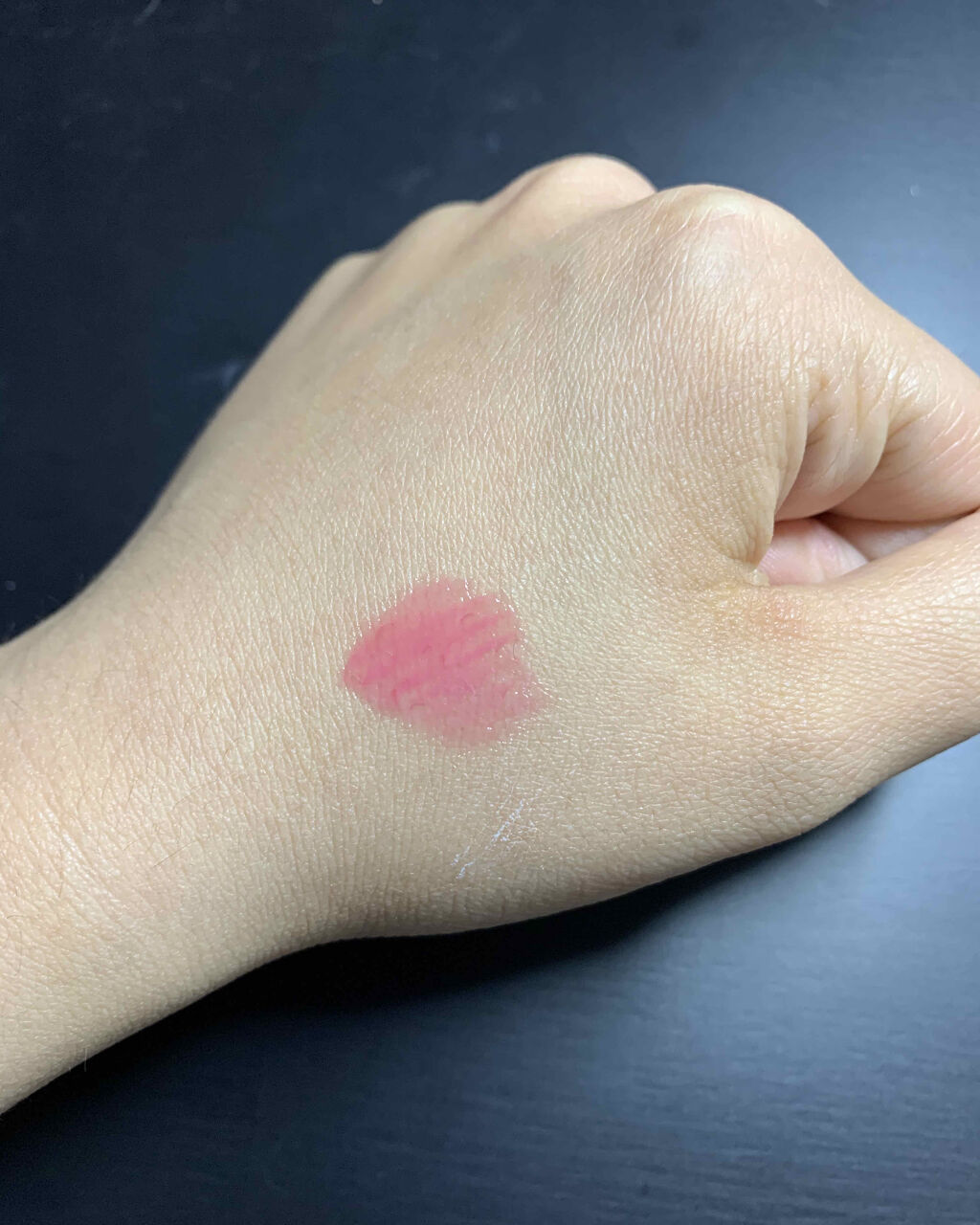 クラッシュドオイル インフューズド グロス/BOBBI BROWN/リップグロスを使ったクチコミ（3枚目）