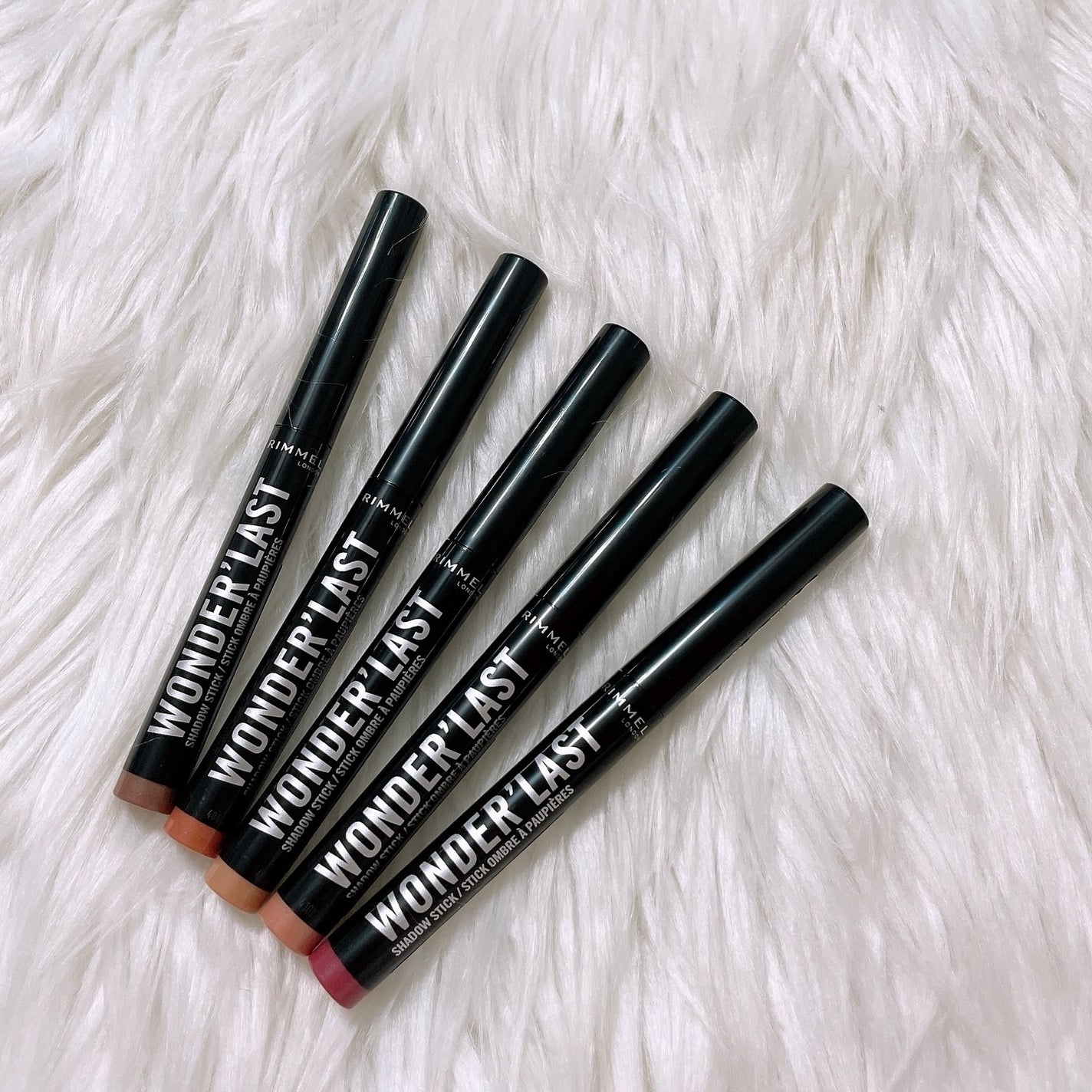ワンダー ラスト アイシャドウ スティック/リンメル ロンドン/スティックアイシャドウを使ったクチコミ(6枚目)