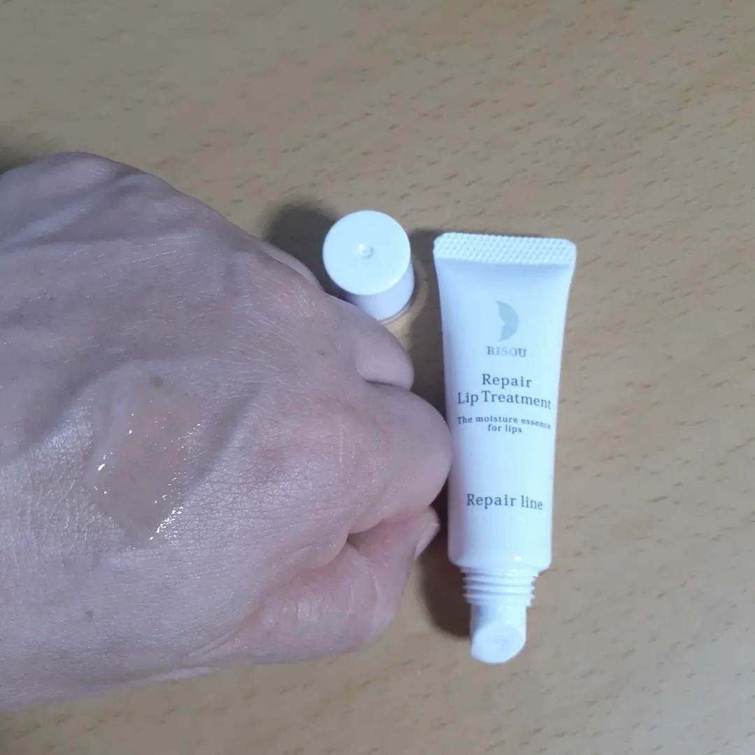 sayaka on LIPS 「リソウ リペア リップトリートメント(唇用美容液)10g(役3..」(3枚目)