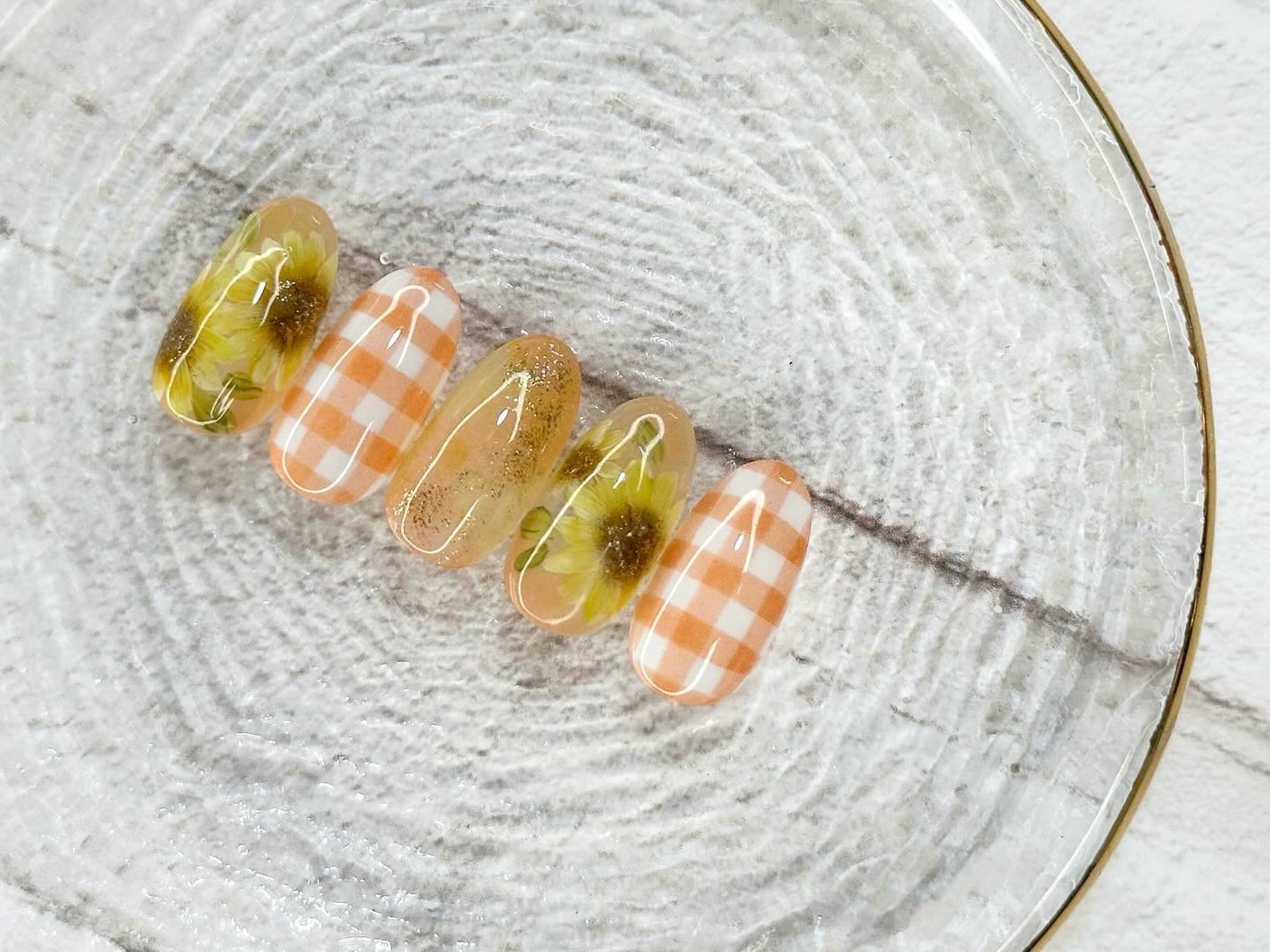 Flower art colour/ARKEY TOKYO/ジェルネイルを使ったクチコミ(7枚目)