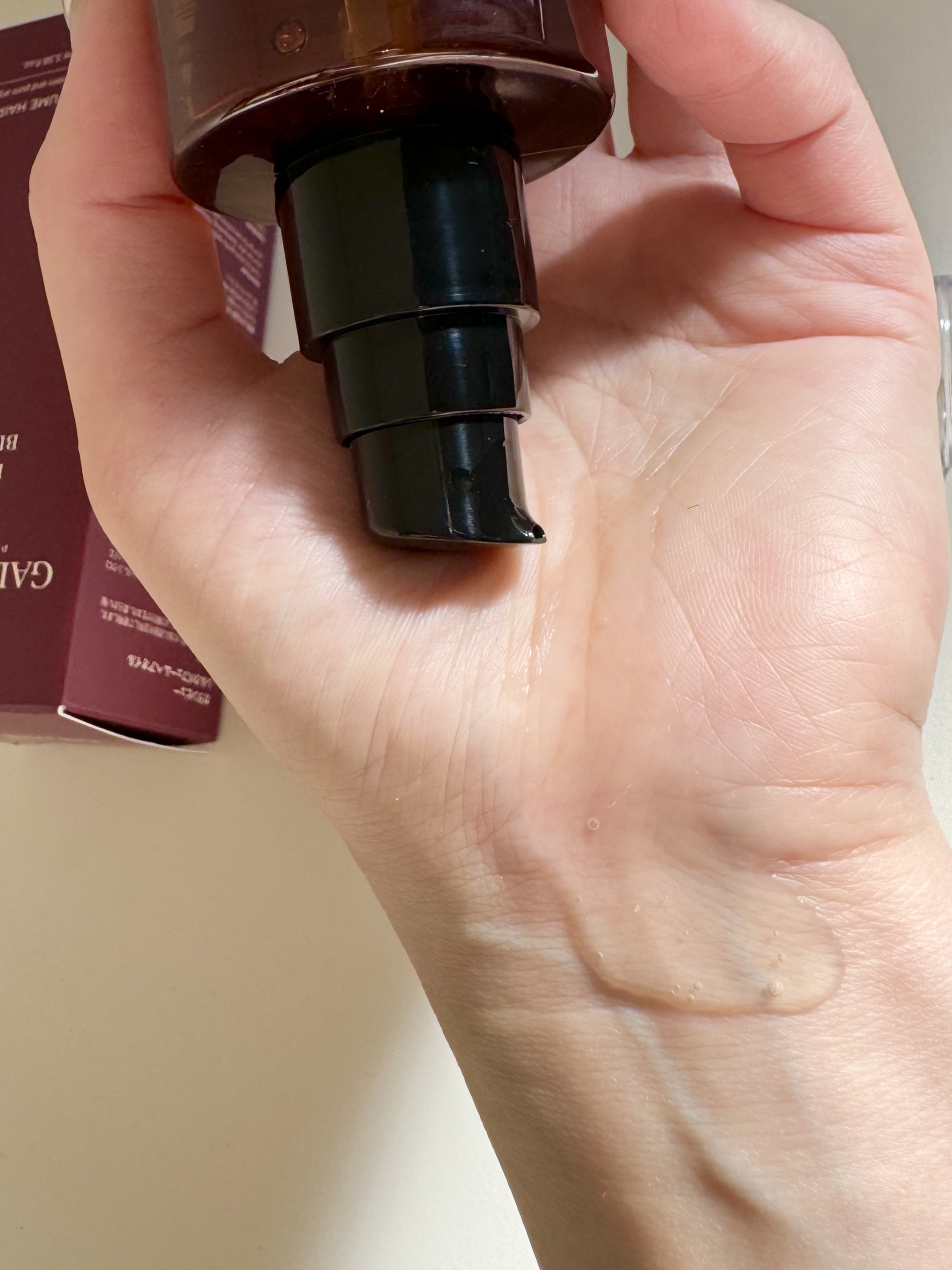 シルクパフュームヘアオイル（ローズブルーム）/ガランビュー/ヘアオイルを使ったクチコミ（3枚目）