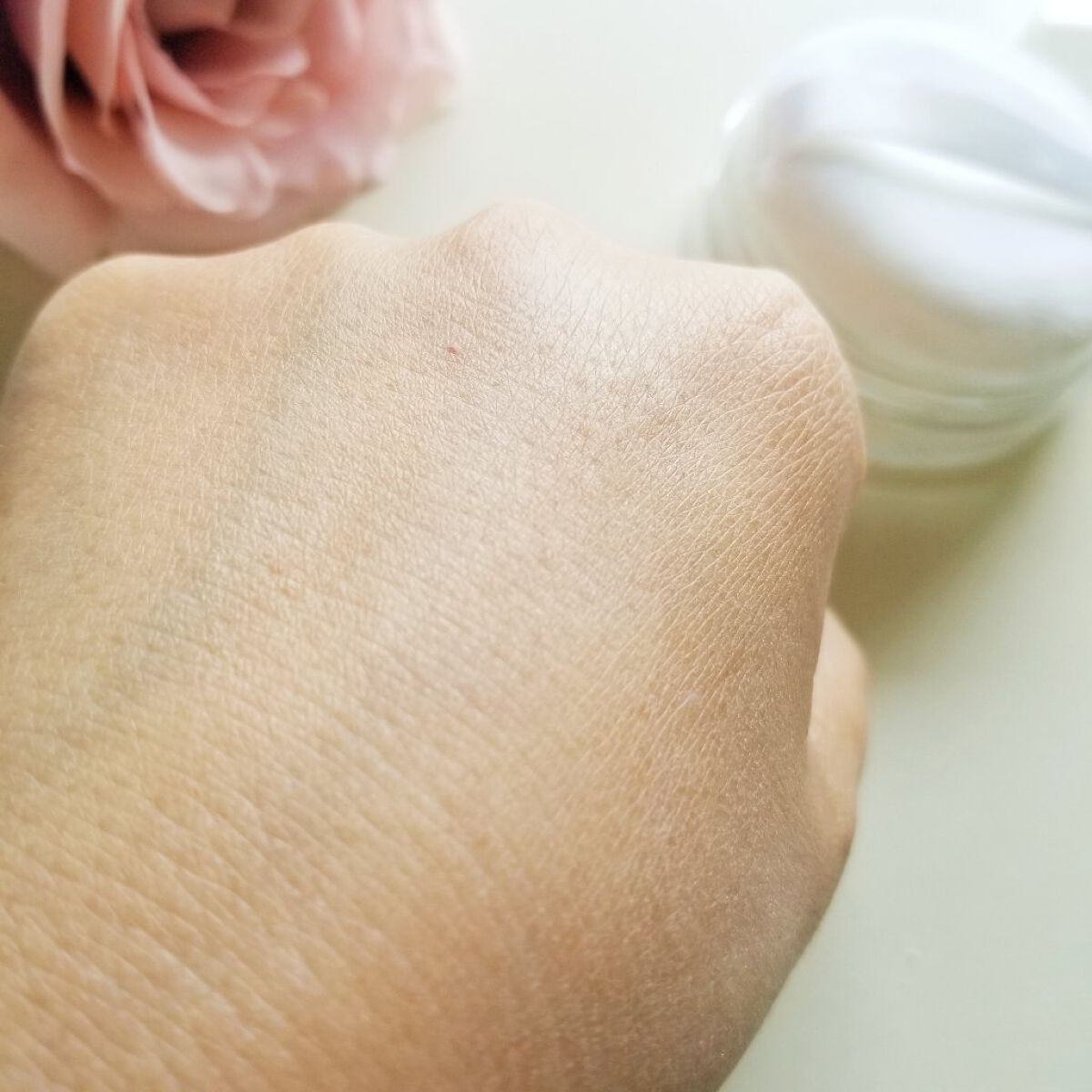 モイストラボ ルースパウダー/Moist Labo/ルースパウダーを使ったクチコミ(6枚目)