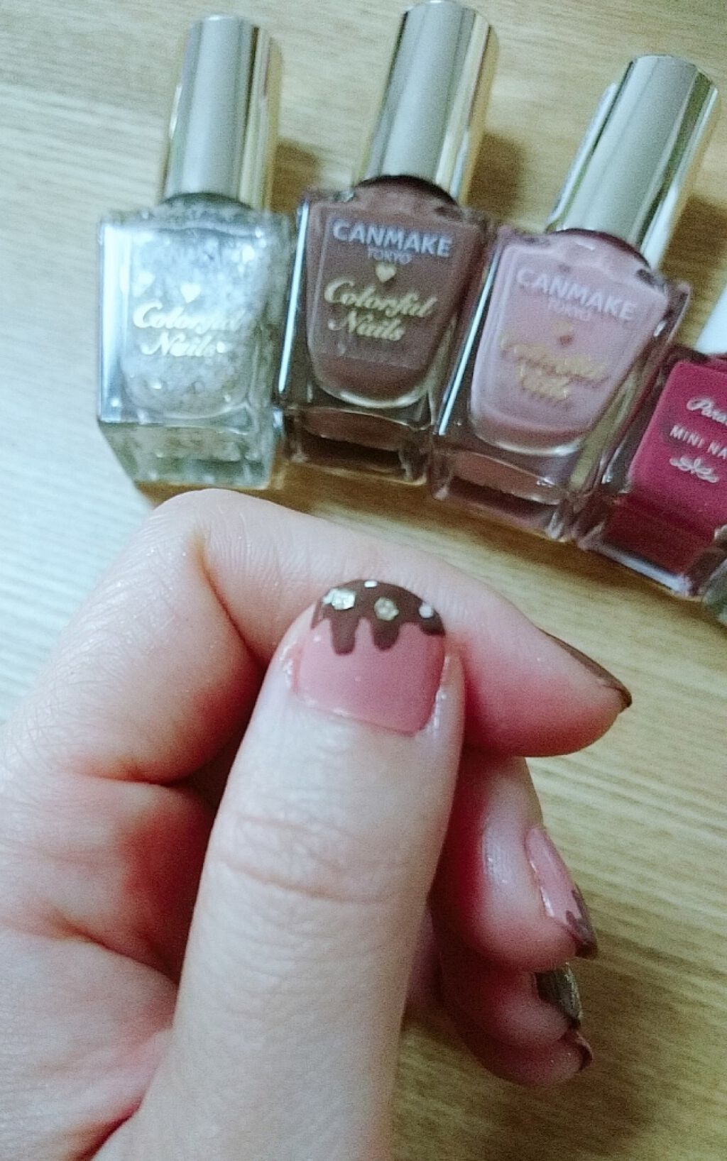 カラフルネイルズ/キャンメイク/マニキュアを使ったクチコミ(4枚目)