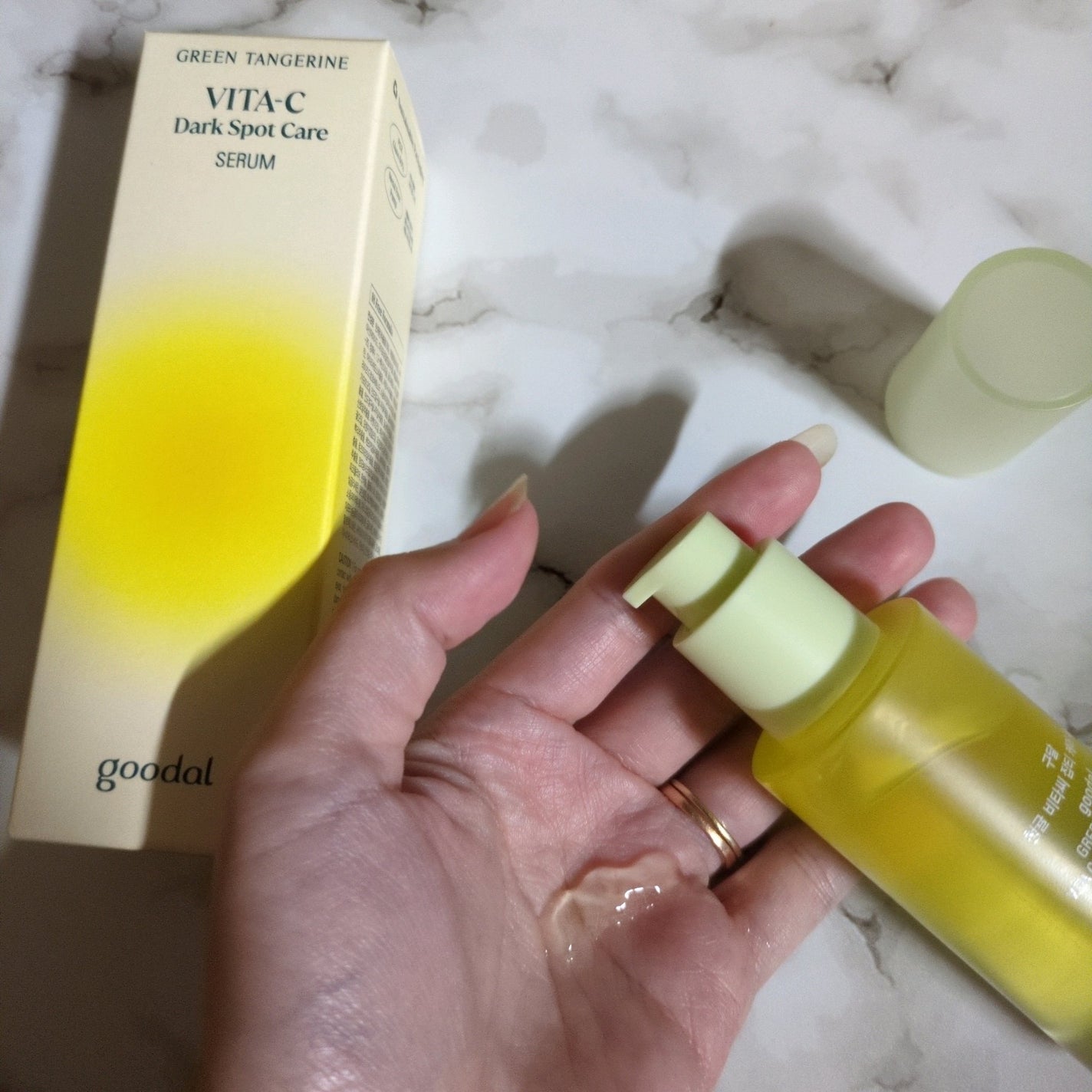 グリーンタンジェリン ビタC ダークスポットケアセラム/goodal/美容液を使ったクチコミ(2枚目)