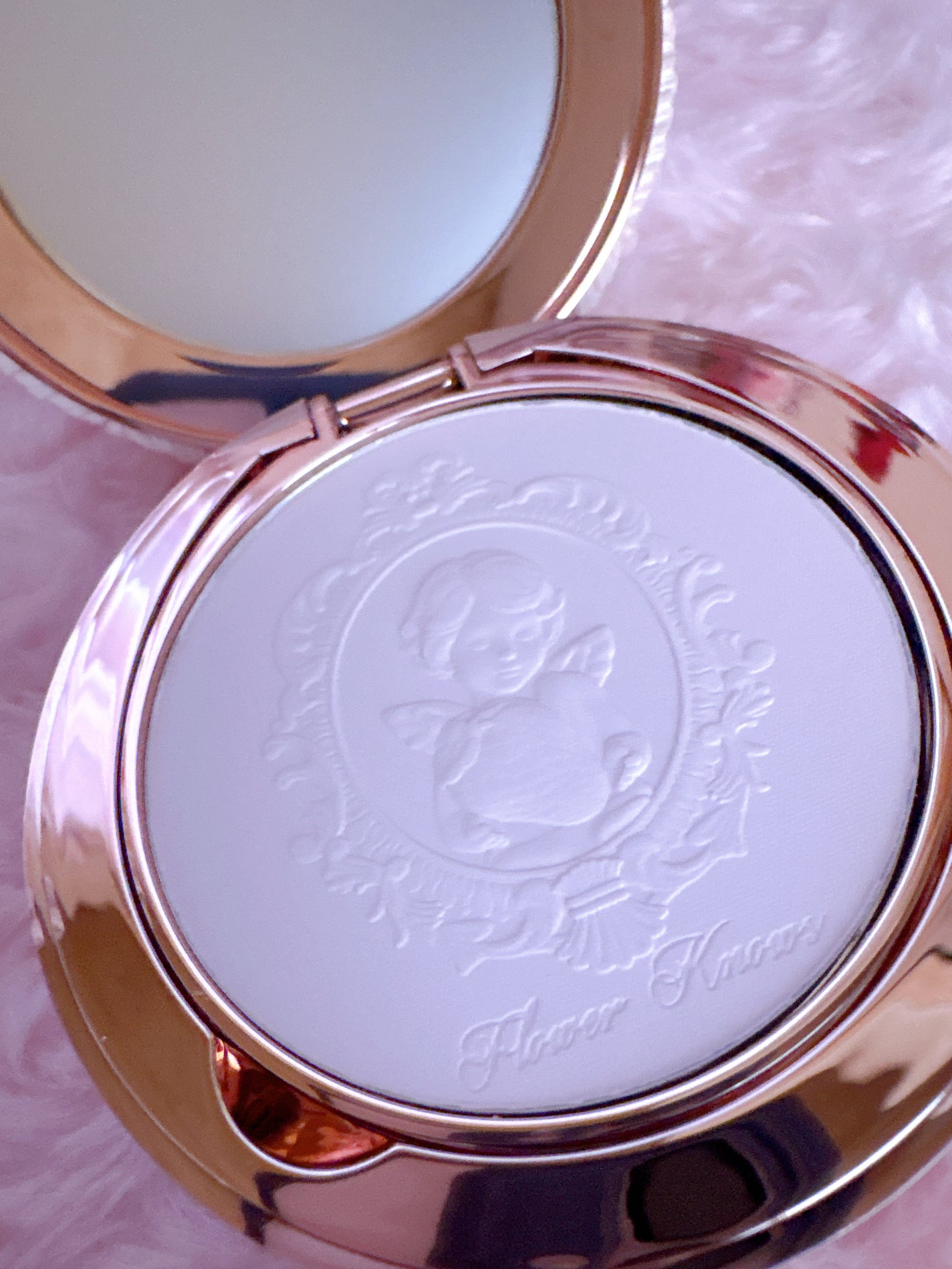 ストロベリーキューピッドコレクション プレストパウダー/FlowerKnows/プレストパウダーを使ったクチコミ(2枚目)