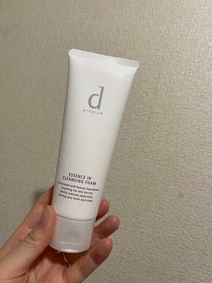 エッセンスイン クレンジングフォーム/d プログラム/洗顔フォームを使ったクチコミ(1枚目)