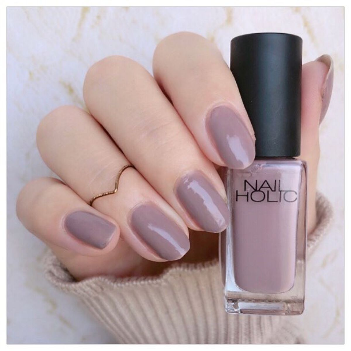 #セルフネイル,#ロカリネイル,#シンプルネイル,#おしゃれネイル,#ワンカラーネイル,#ポリッシュネイル,#時短ネイル,#プチプラネイル,#簡単ネイル,#オフィスネイル,#仕事ネイル,#お仕事ネイル,#auオフィスネイルのネイルデザイン