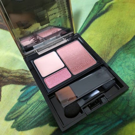 ドラマティックスタイリングアイズS/マキアージュ/アイシャドウパレットを使ったクチコミ(1枚目)