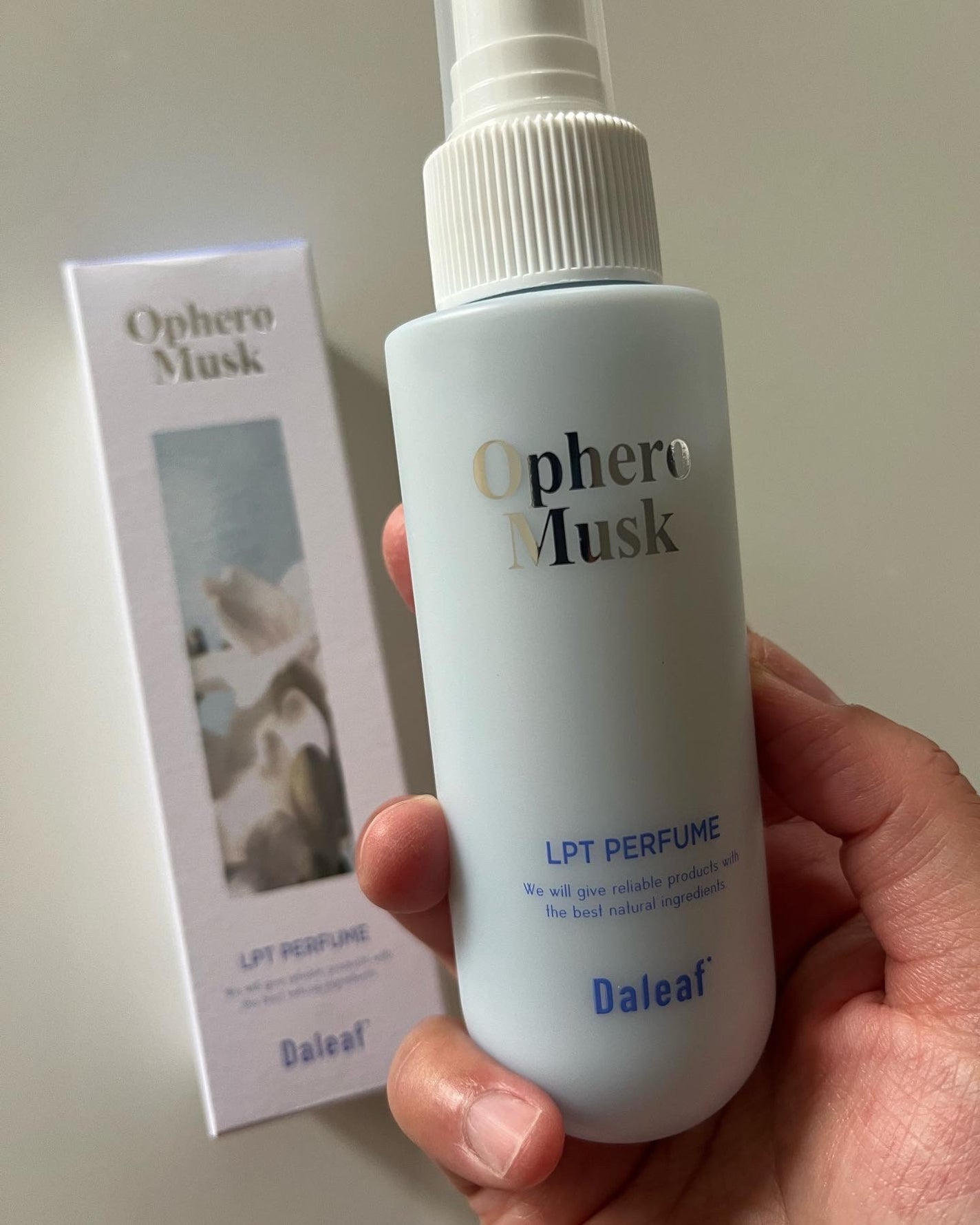 パフュームヘアパックインミスト Pink Breeze/Daleaf/アウトバストリートメントを使ったクチコミ(1枚目)