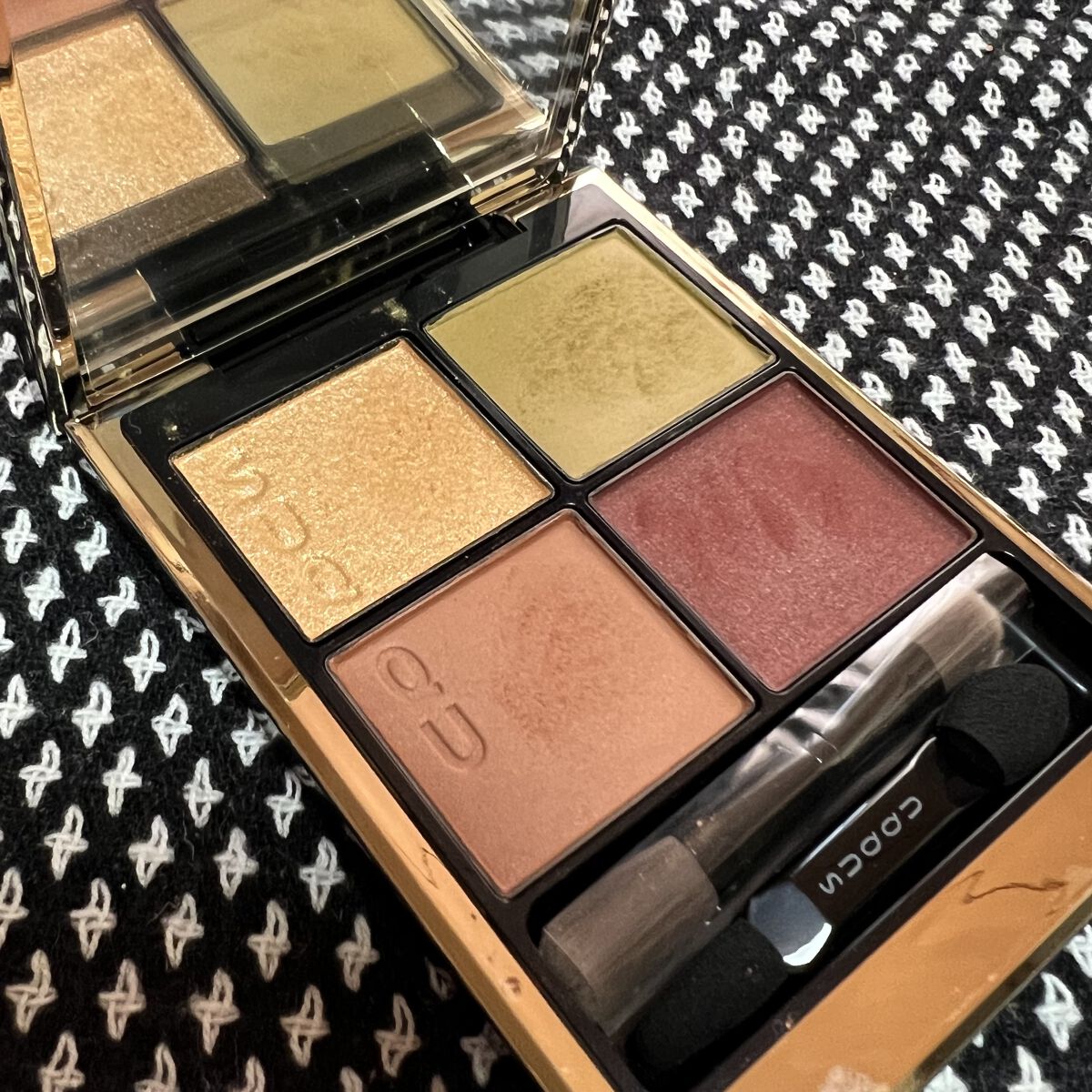 シグニチャー カラー アイズ/SUQQU/アイシャドウパレットを使ったクチコミ（2枚目）