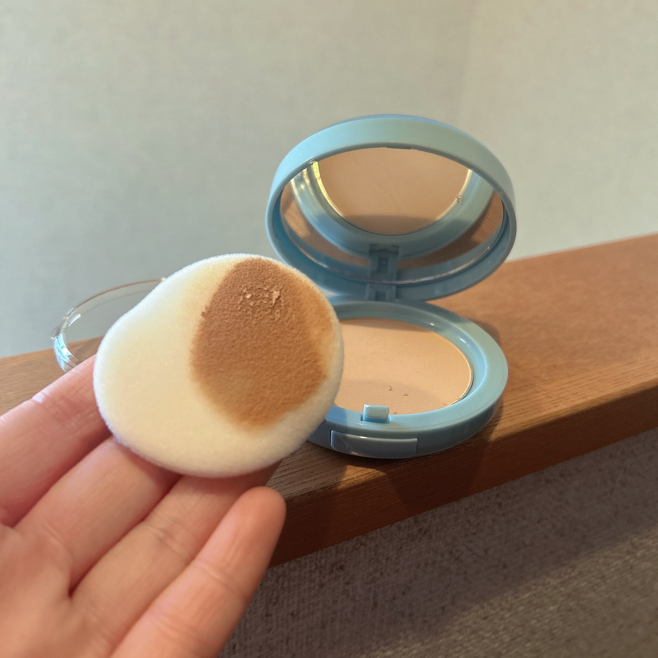 スムースフィットファンデーション ＃03 SAND/mileda/パウダーファンデーションを使ったクチコミ（2枚目）