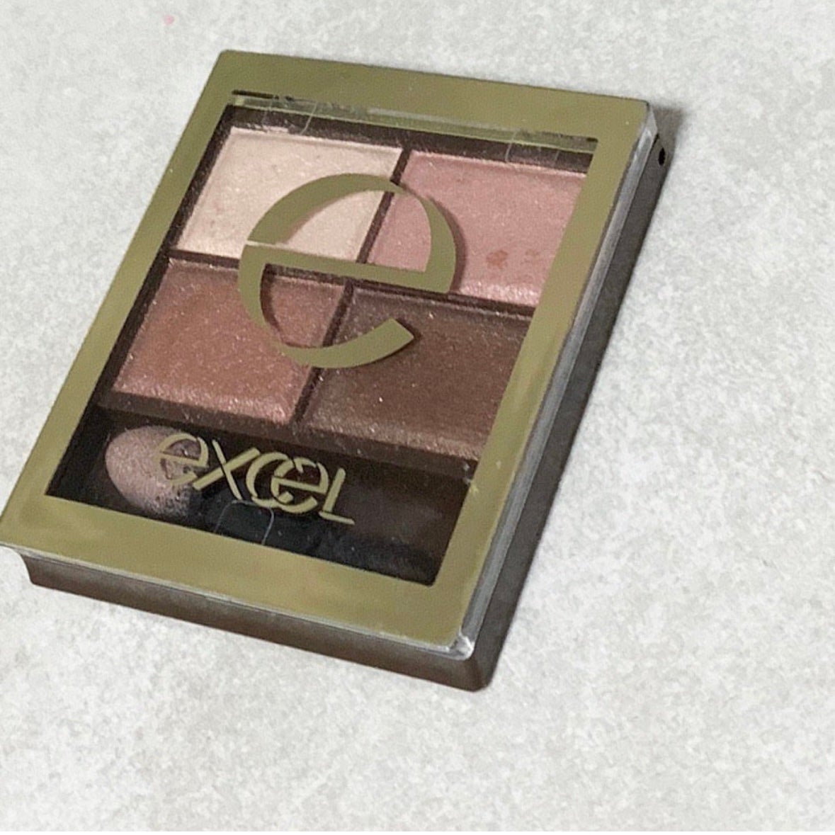 スキニーリッチシャドウ/excel/アイシャドウパレットを使ったクチコミ(1枚目)