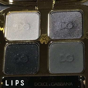 フェリンアイズ インテンスアイシャドウ クアッド/DOLCE&GABBANA BEAUTY/パウダーアイシャドウを使ったクチコミ（2枚目）