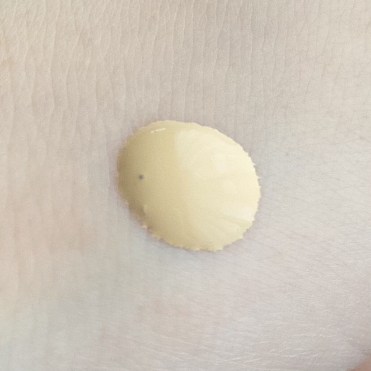 オールアワーズ リキッド/YVES SAINT LAURENT BEAUTE/リキッドファンデーションを使ったクチコミ（2枚目）