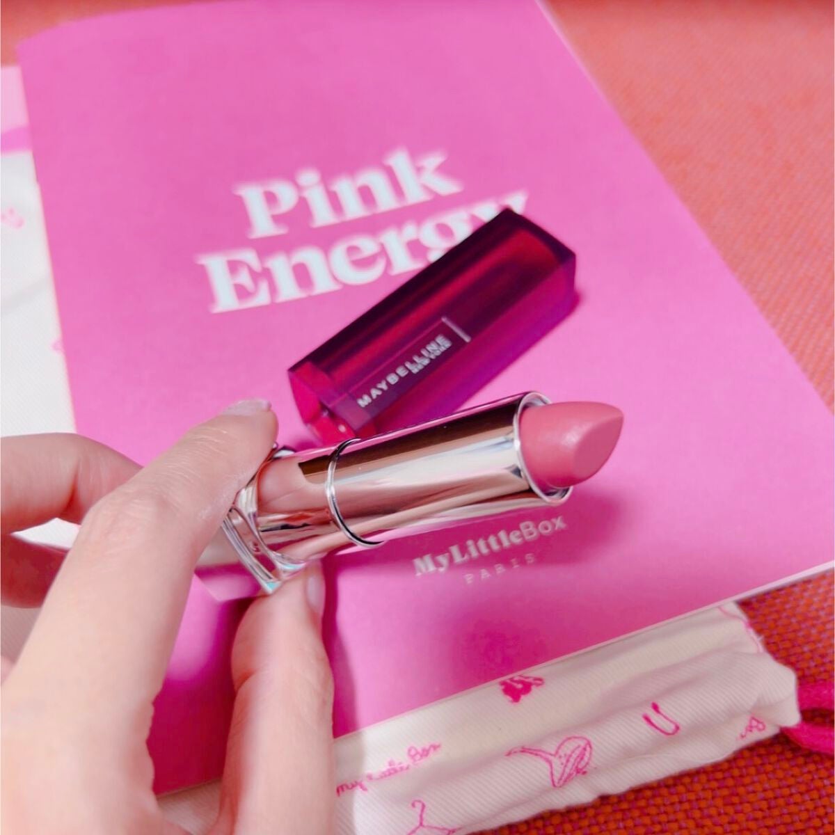 カラーセンセーショナル リップスティック N/MAYBELLINE NEW YORK/口紅を使ったクチコミ(2枚目)